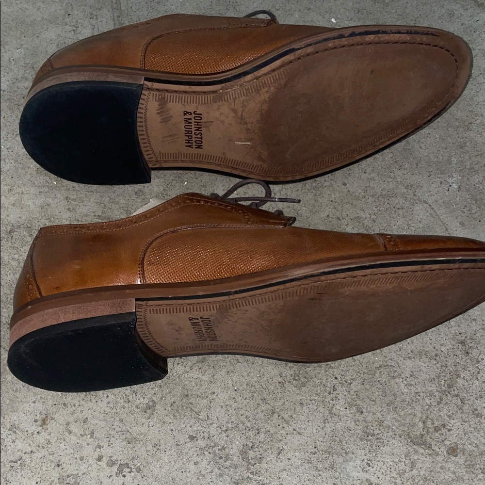 Johnston & Murphy Tan Leather Oxfords - Picture 2 of 8